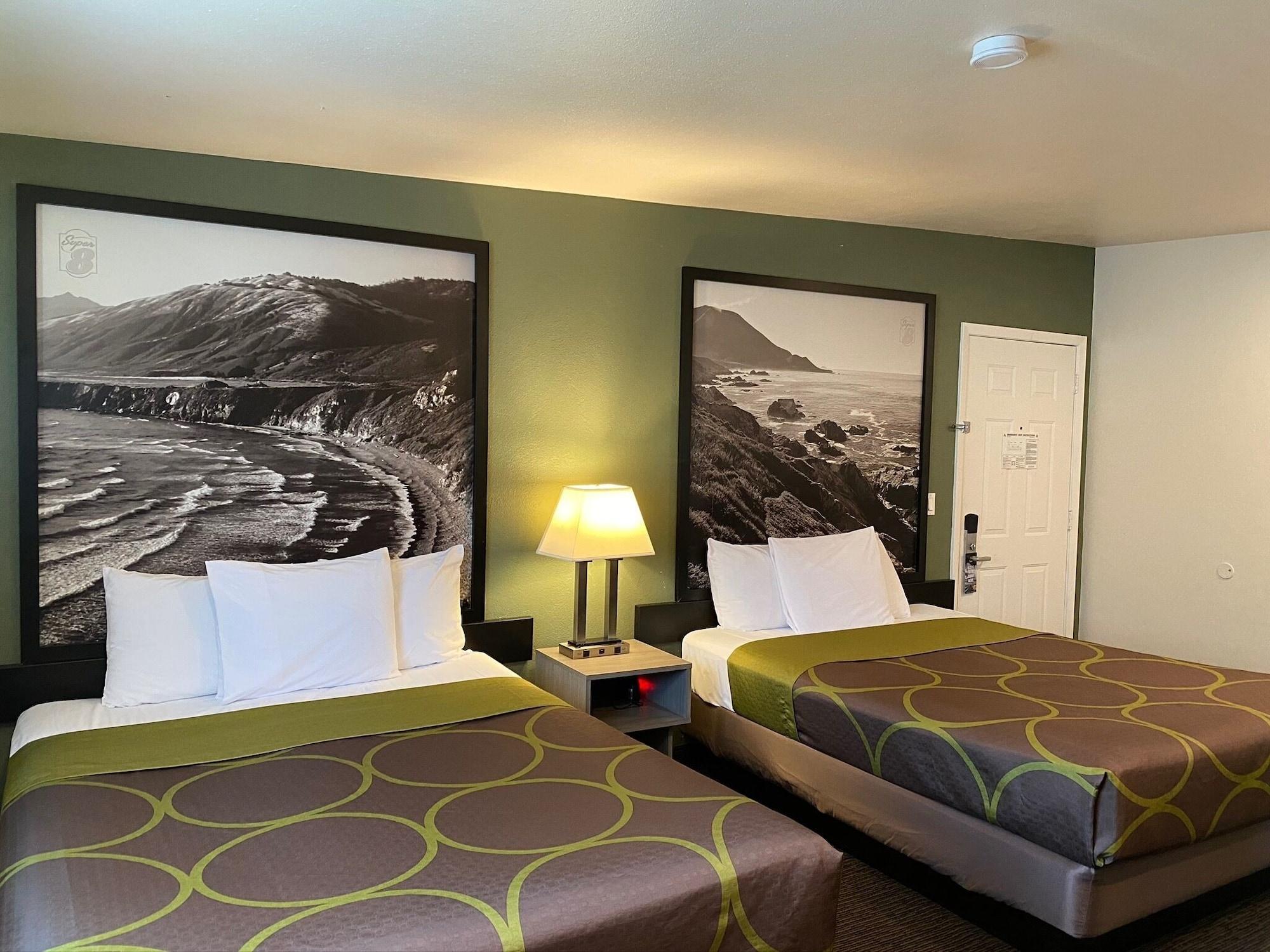 Super 8 By Wyndham 2*
